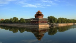 北京故宫为明、清两代的皇宫，是中国最大的古代文化艺术博物馆图片3