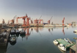 大连船舶重工集团有限公司，被誉为中国“海军舰艇的摇篮”图片4